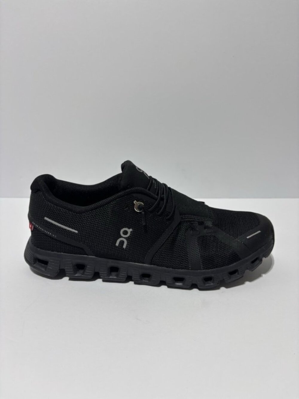 On Women’s Cloud 5 All Black Running Shoes, Size 8 M